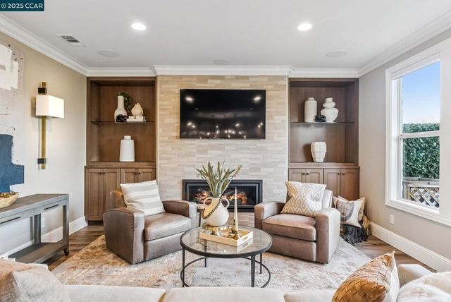 113 Bordeaux Ct, Martinez, CA 94553