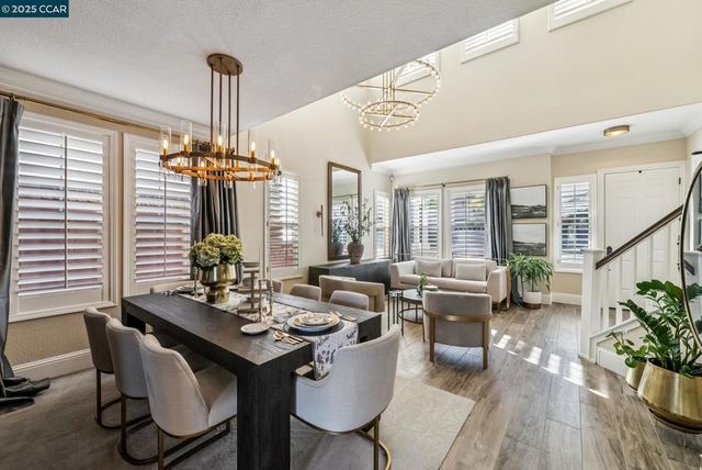 113 Bordeaux Ct, Martinez, CA 94553