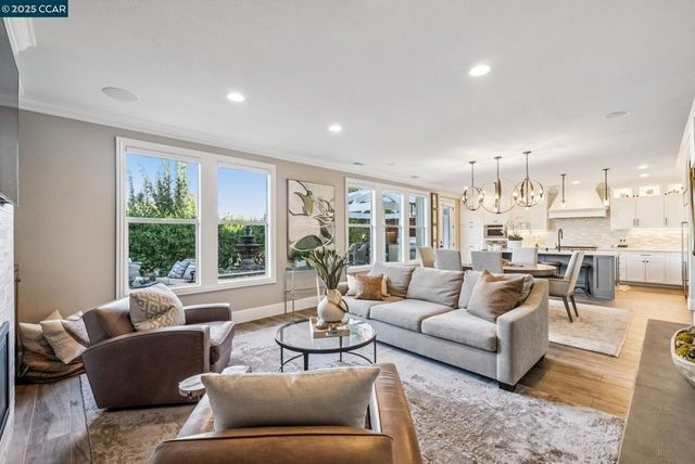 113 Bordeaux Ct, Martinez, CA 94553