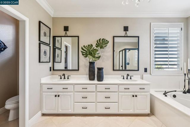 113 Bordeaux Ct, Martinez, CA 94553