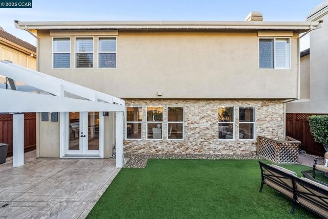 113 Bordeaux Ct, Martinez, CA 94553