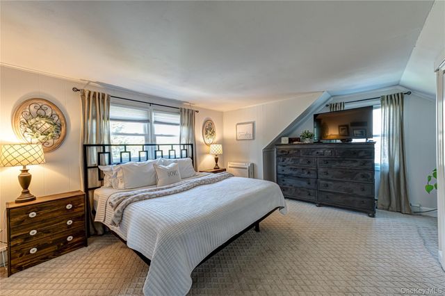 256 4th Avenue, Saint James, NY 11780