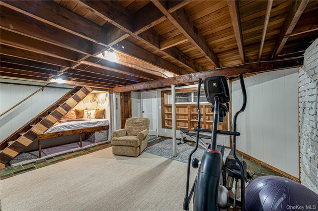 256 4th Avenue, Saint James, NY 11780