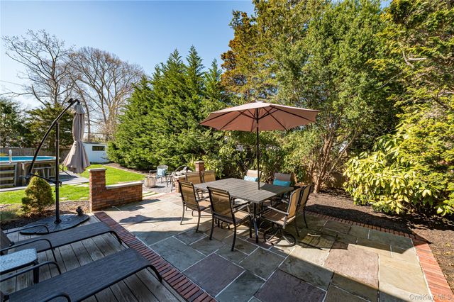 256 4th Avenue, Saint James, NY 11780