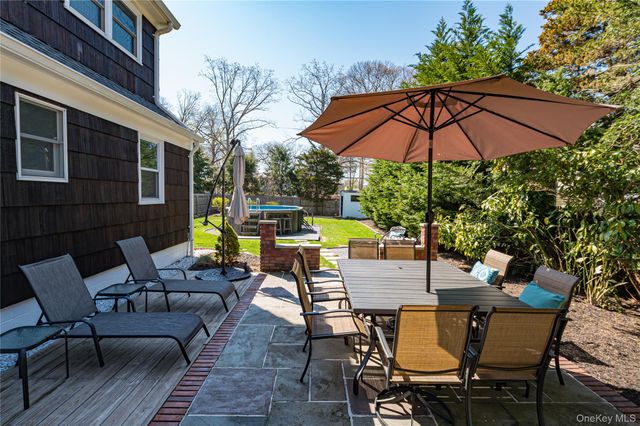 256 4th Avenue, Saint James, NY 11780