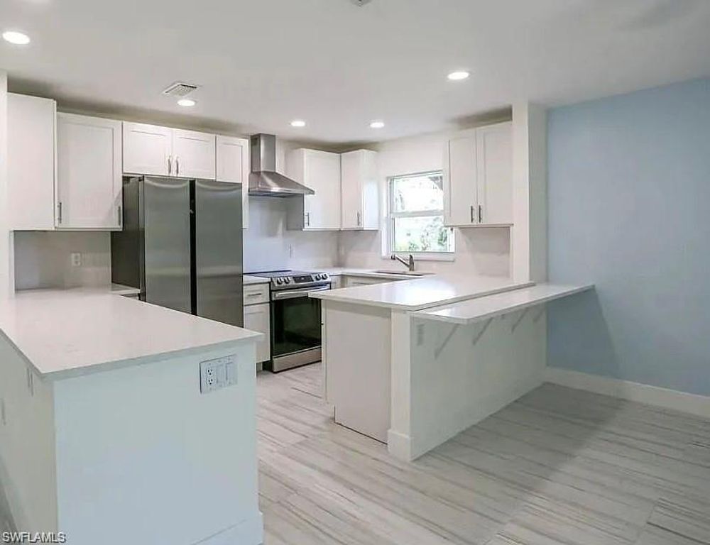 225 Georgetown BLVD 25, NAPLES, FL 34112 — photo 3