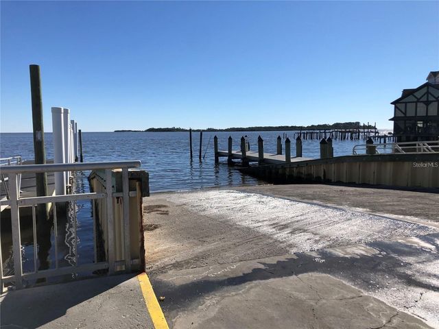 6000 W CEDAR HILL STREET, Dunnellon, FL 34433
