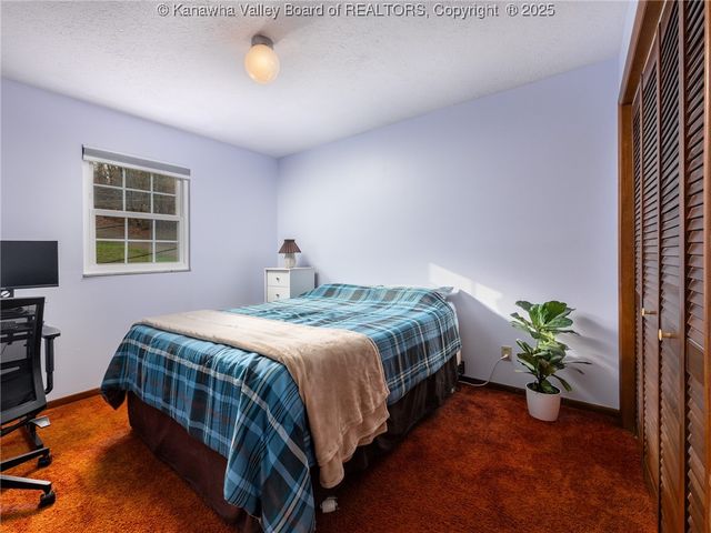 107 Country Cove Estates, Scott Depot, WV 25560