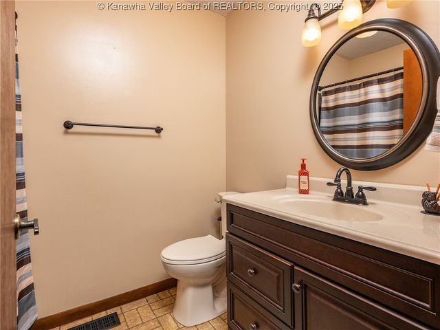 107 Country Cove Estates, Scott Depot, WV 25560