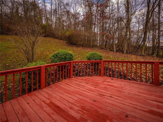 107 Country Cove Estates, Scott Depot, WV 25560