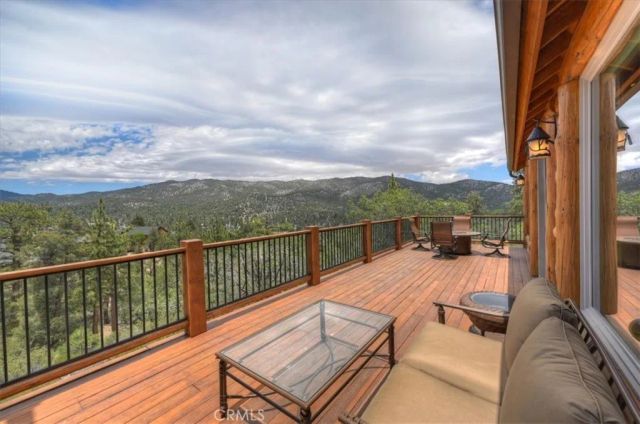 438 Starlight Circle, Big Bear Lake, CA 92315