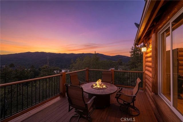 438 Starlight Circle, Big Bear Lake, CA 92315