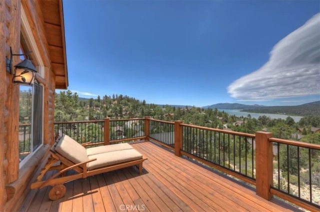 438 Starlight Circle, Big Bear Lake, CA 92315