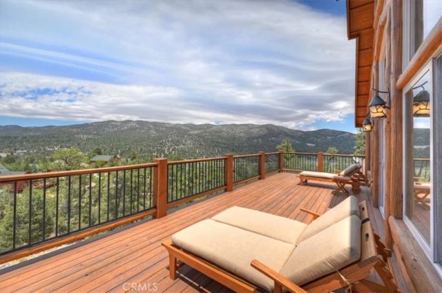 438 Starlight Circle, Big Bear Lake, CA 92315