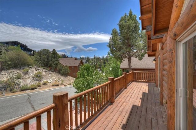 438 Starlight Circle, Big Bear Lake, CA 92315