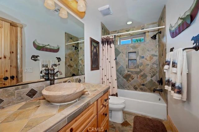 438 Starlight Circle, Big Bear Lake, CA 92315
