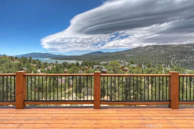 438 Starlight Circle, Big Bear Lake, CA 92315