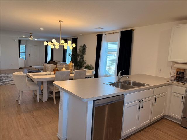 14427 Woodcott Warren Way, Pearland, TX 77545