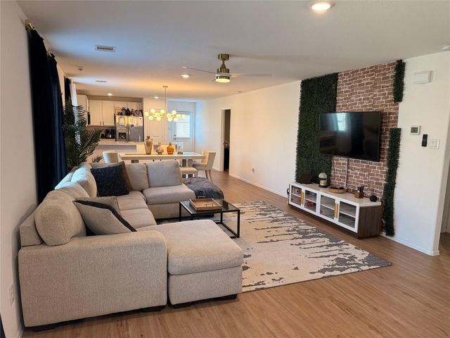 14427 Woodcott Warren Way, Pearland, TX 77545