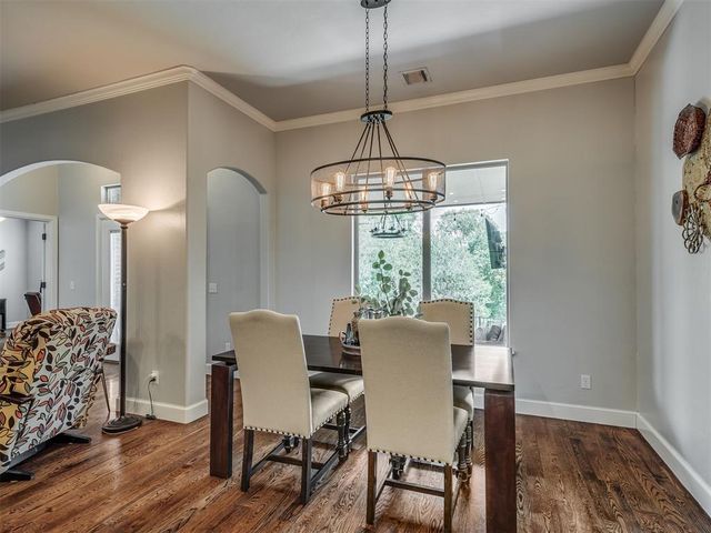 312 Evie Place, Moore, OK 73160