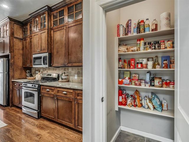 312 Evie Place, Moore, OK 73160
