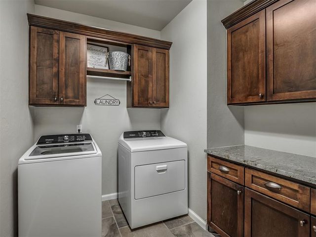 312 Evie Place, Moore, OK 73160