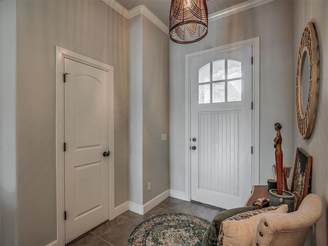 312 Evie Place, Moore, OK 73160