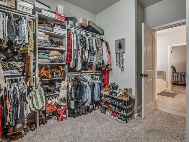 312 Evie Place, Moore, OK 73160