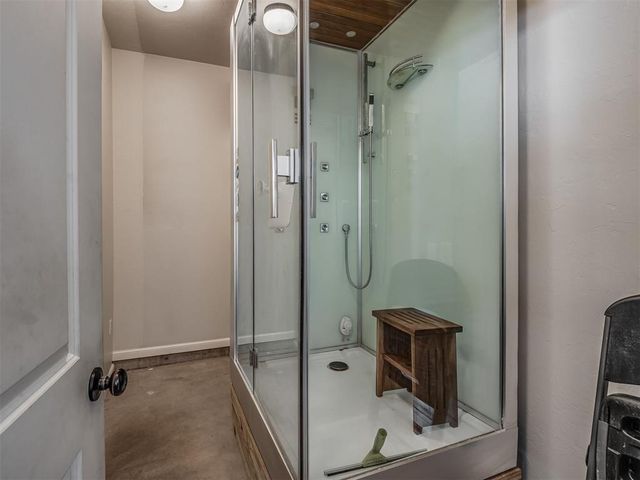 312 Evie Place, Moore, OK 73160