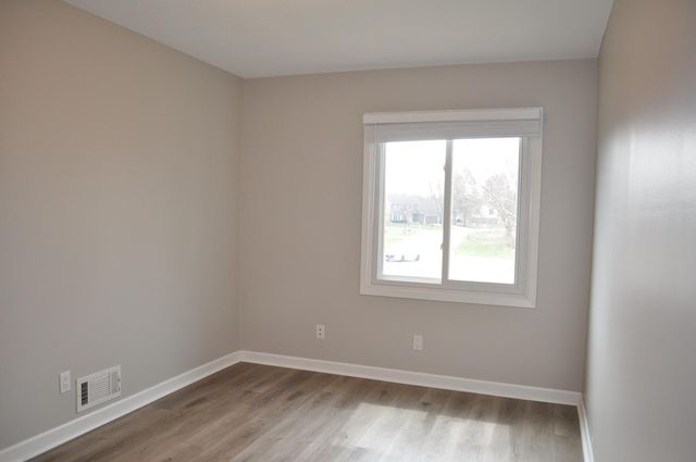 4668 Penkwe Way, Eagan, MN 55122