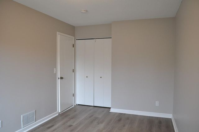 4668 Penkwe Way, Eagan, MN 55122