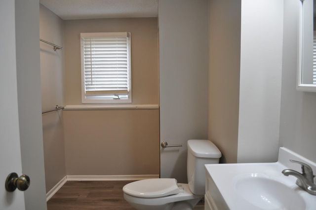 4668 Penkwe Way, Eagan, MN 55122