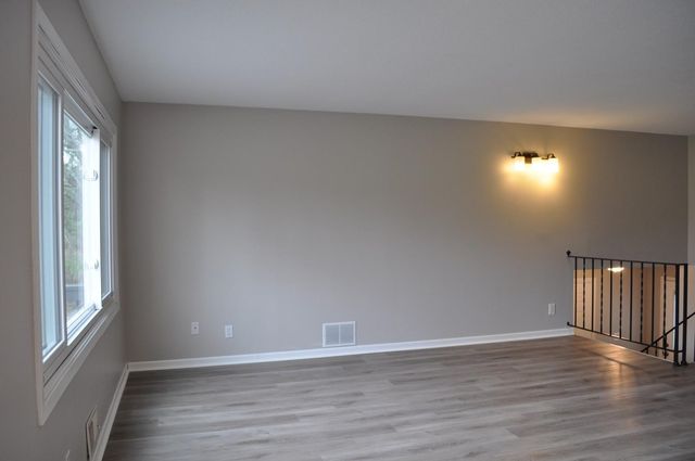 4668 Penkwe Way, Eagan, MN 55122