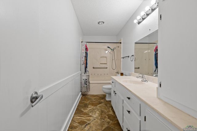 136 Fairway Drive, Bullard, TX 75757