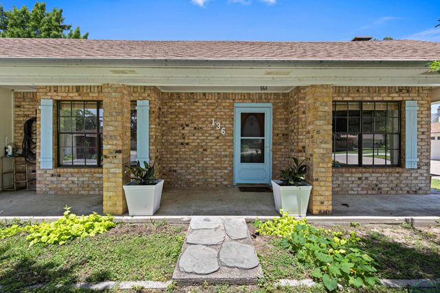 136 Fairway Drive, Bullard, TX 75757