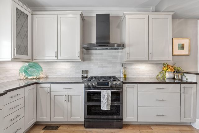 1641 Sewee Fort Road, Mount Pleasant, SC 29466