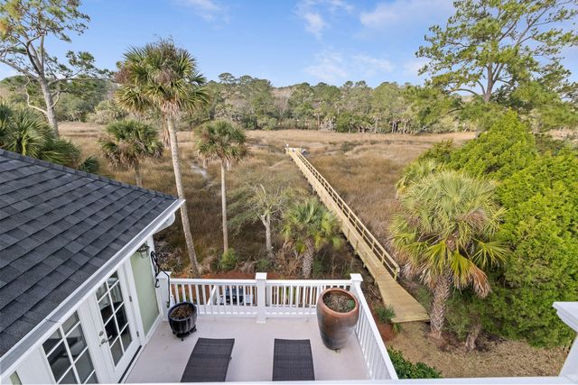 1641 Sewee Fort Road, Mount Pleasant, SC 29466