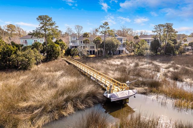 1641 Sewee Fort Road, Mount Pleasant, SC 29466