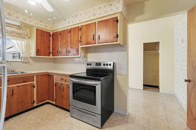 8132 Mayfield Street, Portage, MI 49002