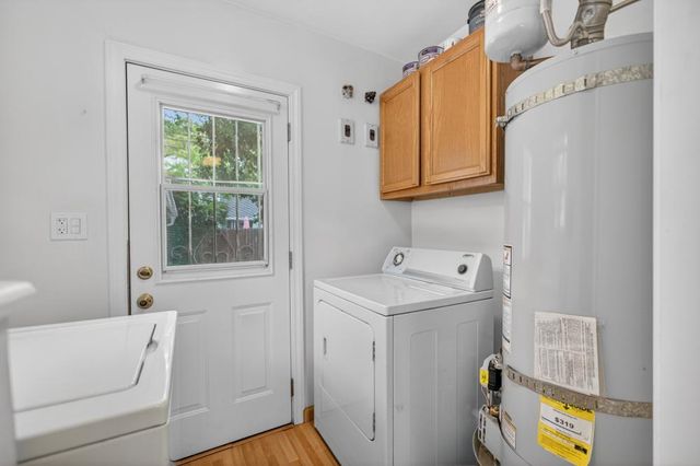 4601 V St, Sacramento, CA 95817