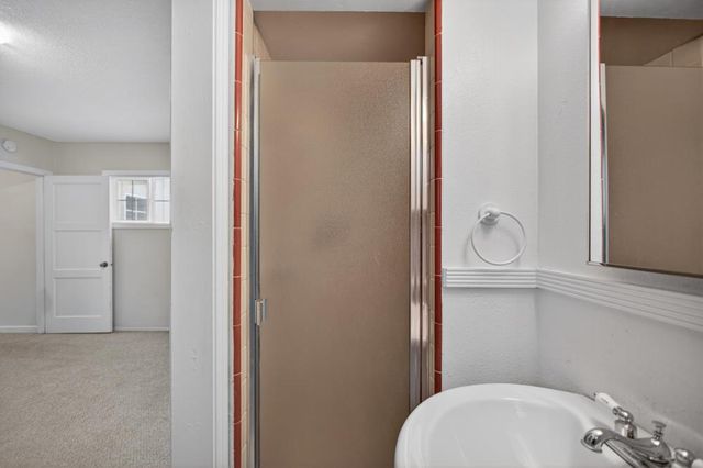 4601 V St, Sacramento, CA 95817