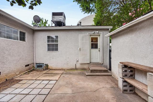 4601 V St, Sacramento, CA 95817