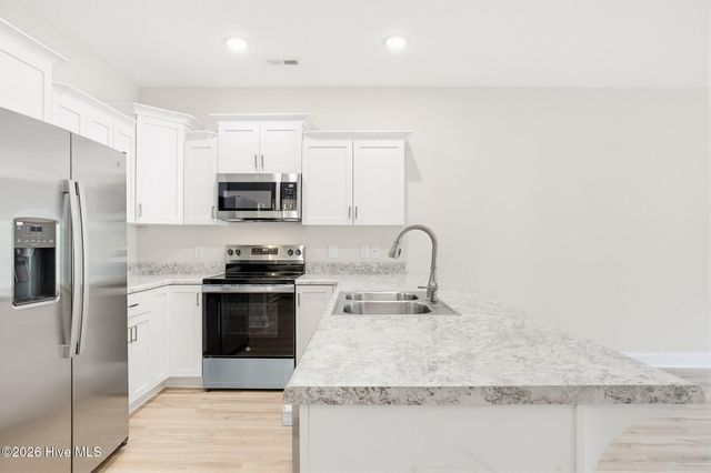 227 Sandpiper Place, Holly Ridge, NC 28445