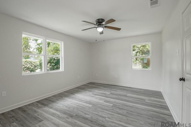 9369 W Pomona Dr, Baton Rouge, LA 70815