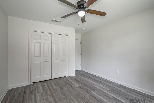 9369 W Pomona Dr, Baton Rouge, LA 70815