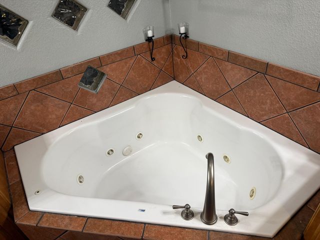 1739 SHOSHONE Trail NE, Rio Rancho, NM 87144