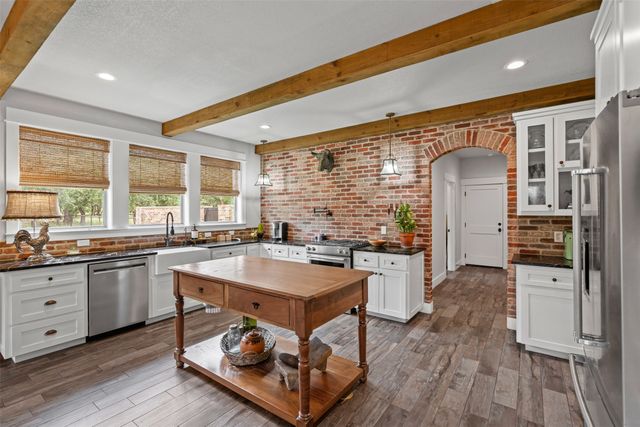 205 El Dorado Trail, Millsap, TX 76066