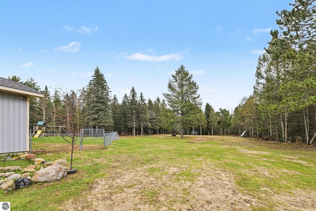 Image 21 of property listing at 11675 SW Coster Road, Fife Lake, MI 49633