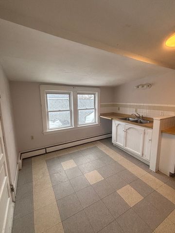 1384 Gorham St. 3, Lowell, MA 01852