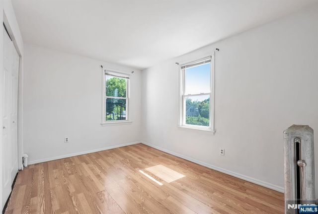 50 Chestnut Street, Belleville, NJ 07109